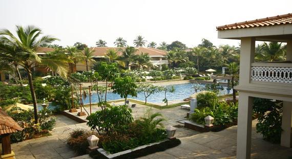 Club Mahindra Varca Beach Resort 4*