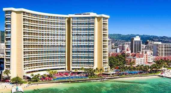 Sheraton Waikiki 4*