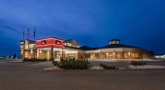 Executive Royal Inn Leduc Nisku 4*