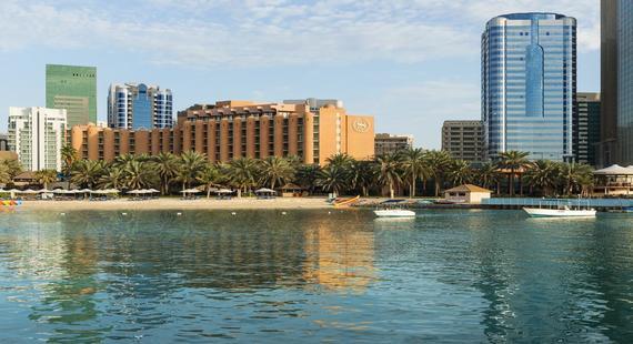 Sheraton Abu Dhabi Hotel & Resort 5*